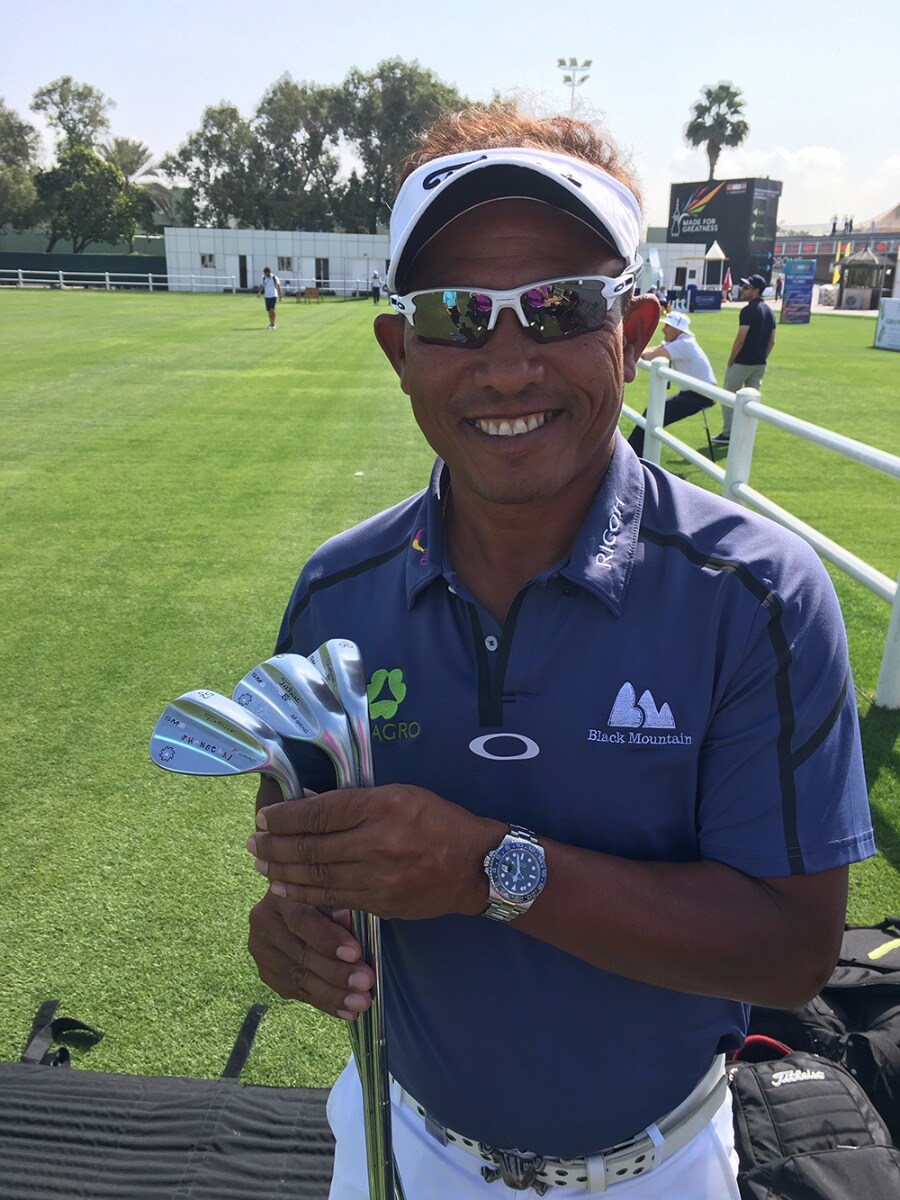 Titleist Staffer Thongchai Jaidee showing off his...